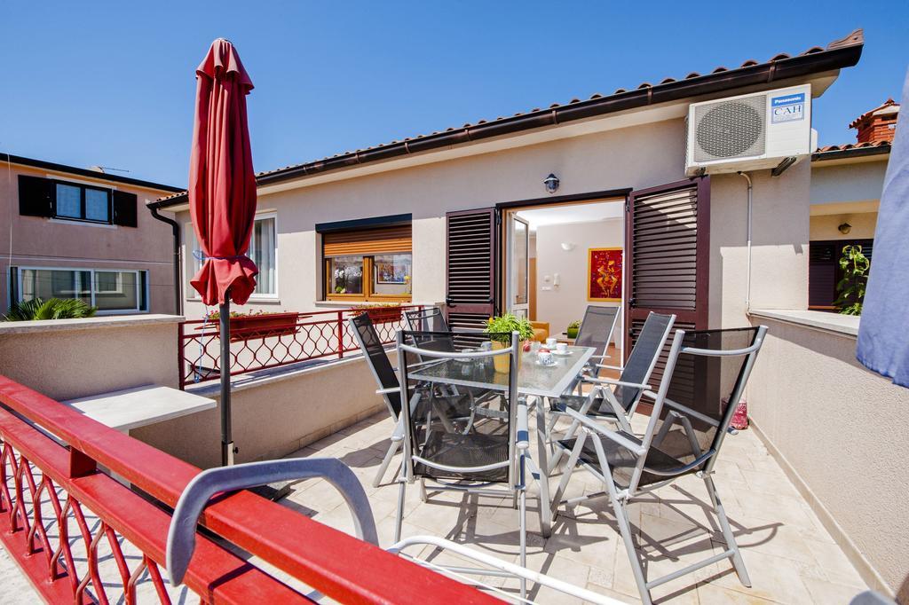 Apartments Karmen Rovinj Exterior photo